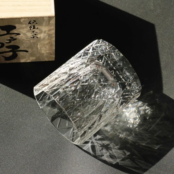 10_fc4e13ec-1d9e-4568-8b9f-86b0ae849704.jpg Edo Kiriko Handcrafted Stellar Prism Crystal Whisky Glass