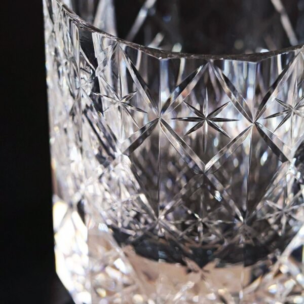 8_1000x1000_20bee5d6-8821-4c69-8ab7-32f986a15546.jpg Edo Kiriko Handcrafted Stellar Prism Crystal Whisky Glass